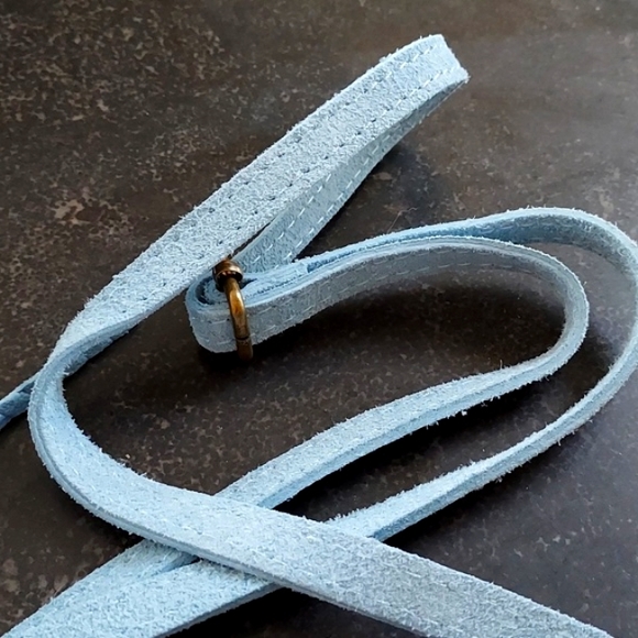 Andrea Cardone Crossbody and Dustbag - Picture 3 of 12